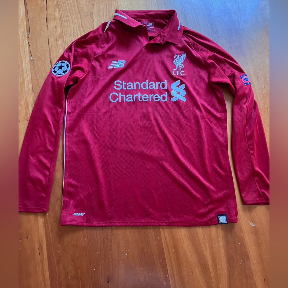 Liverpool FC Red Long Sleeve 18/19 Kit